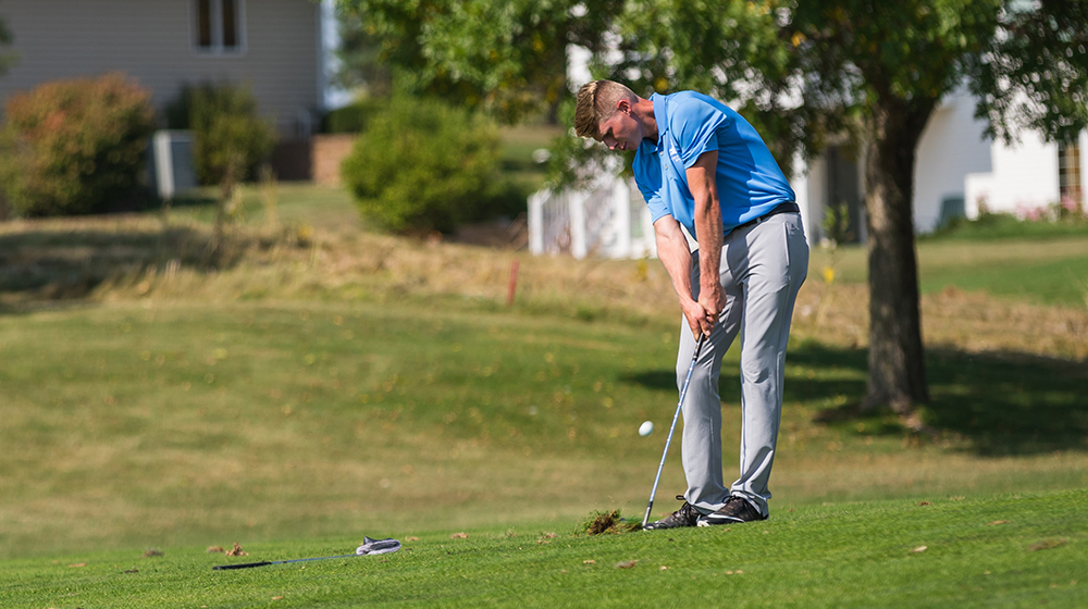 Golf Off To Good Start at Nationals