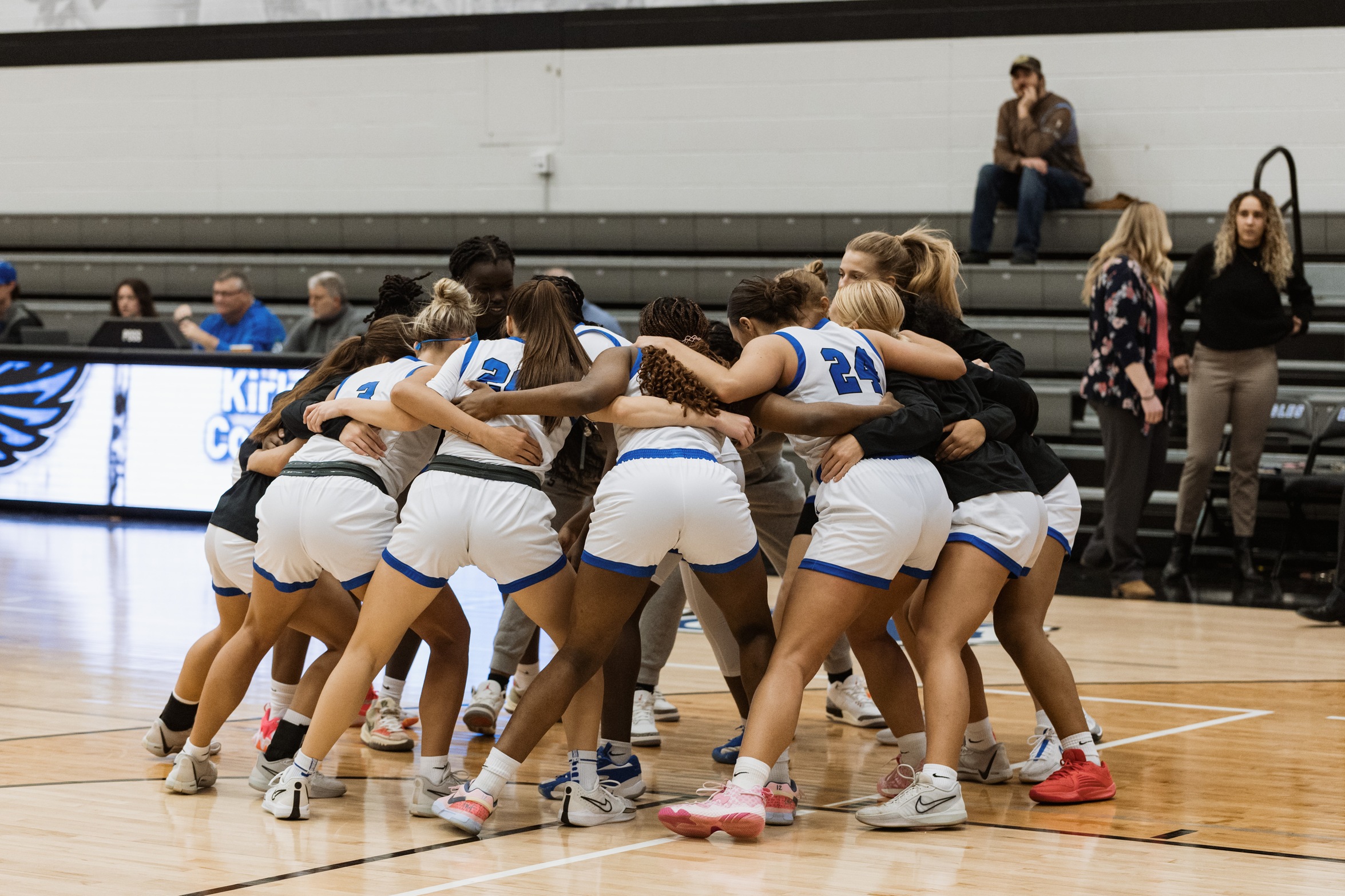 #4 Eagles Overwhelm Tritons at Home